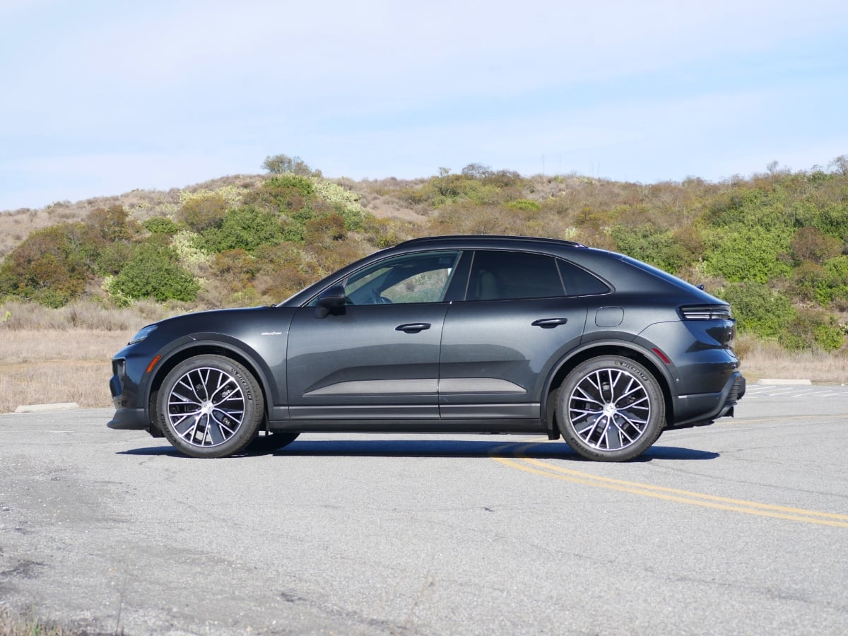 2025 Porsche Macan Electric Review First Drive 2025-porsche-macan-electric-review-first-drive